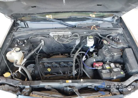 2012 Ford Escape Xlt z USA, uszkodzony, nr VIN 1FMCU9D72CKB83788